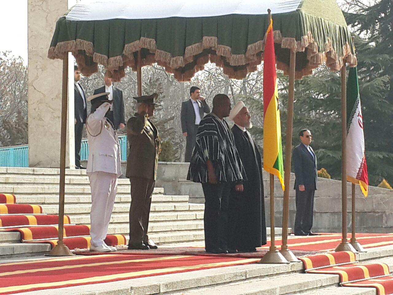 استقبال رسمی از رئیس جمهور غنا