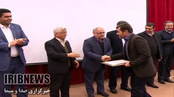 تجلیل از برترین های حوزه کشاورزی زنجان تجلیل از برترین های حوزه کشاورزی زنجان