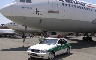 جریمه سه میلیارد ریالی قاچاقچی کالاهای وارداتی غیر مجاز از طریق فرودگاه مشهد