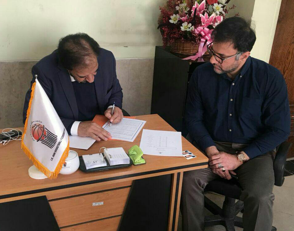 رضا علی: حقوق ما نباید از بین برود رضا علی: حقوق ما نباید از بین برود