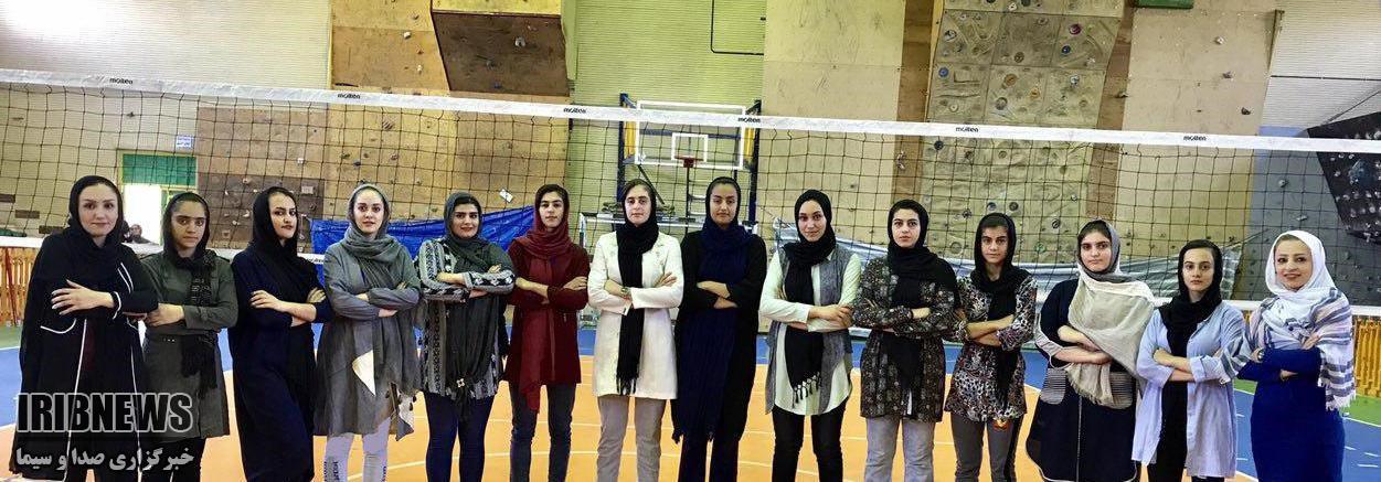 دختران کردستانی، فاتح سکوی نخست رقابت های والیبال استان