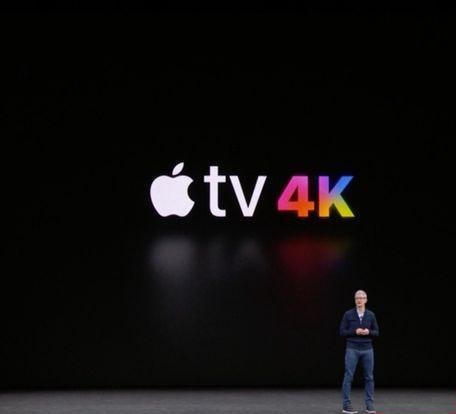 آیفون ٨ و ایکس رونمایی شد آیفون ٨ و ایکس رونمایی شد