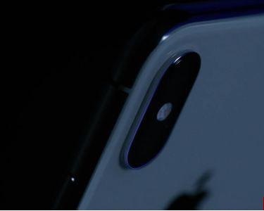 آیفون ٨ و ایکس رونمایی شد آیفون ٨ و ایکس رونمایی شد