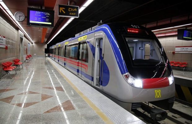 مترو تهران: خروج قطار کرج از ریل صحت ندارد