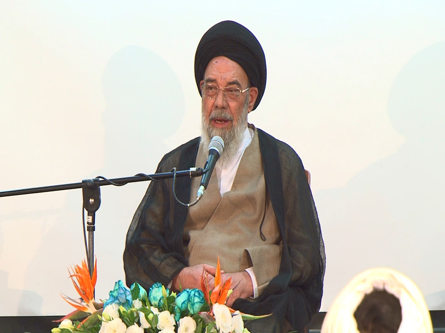 معرفی نفرات برگزیده با برترین ایده ها معرفی نفرات برگزیده با برترین ایده ها