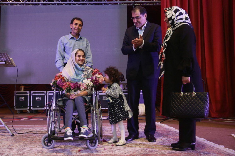 اعزام «هانیه» برای ادامه درمان به تهران