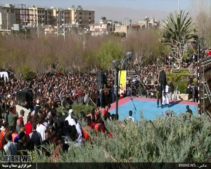 ورزش و نشاط در باغ جنت شیراز