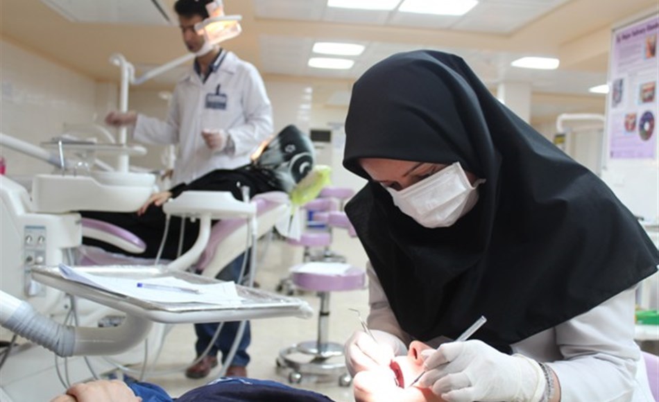 ارائه خدمات شبانه روزی دندانپزشکی در 22 دانشگاه کشور