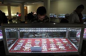 برپایی نمایشگاه تمبر، سکه و اسکناس با محوریت حضرت رضا(ع) در موزه آستان قدس رضوی