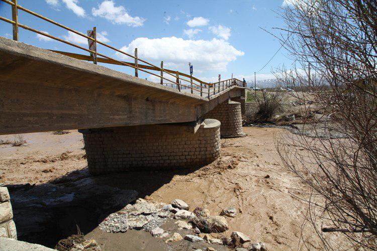 بازسازی پل تخریب شده هاشم آباد سرو در ارومیه