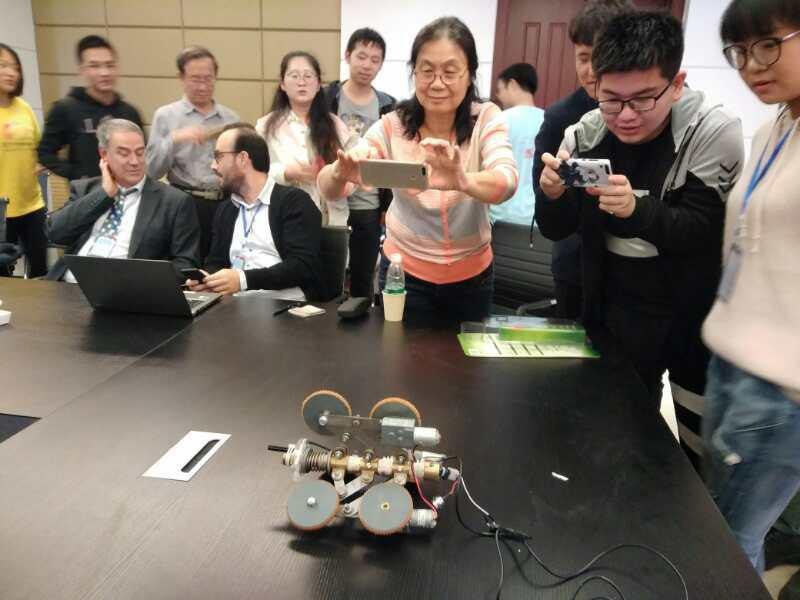 درخشش پژوهشگران اصفهانی در کنفرانس بین المللی رباتیک چین
