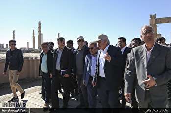بازدید معاون رئیس جمهور از تخت جمشید