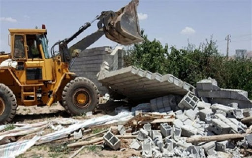 تخریب ساخت و ساز‌های غیرمجاز در منطقه آب زنگی شیراز
