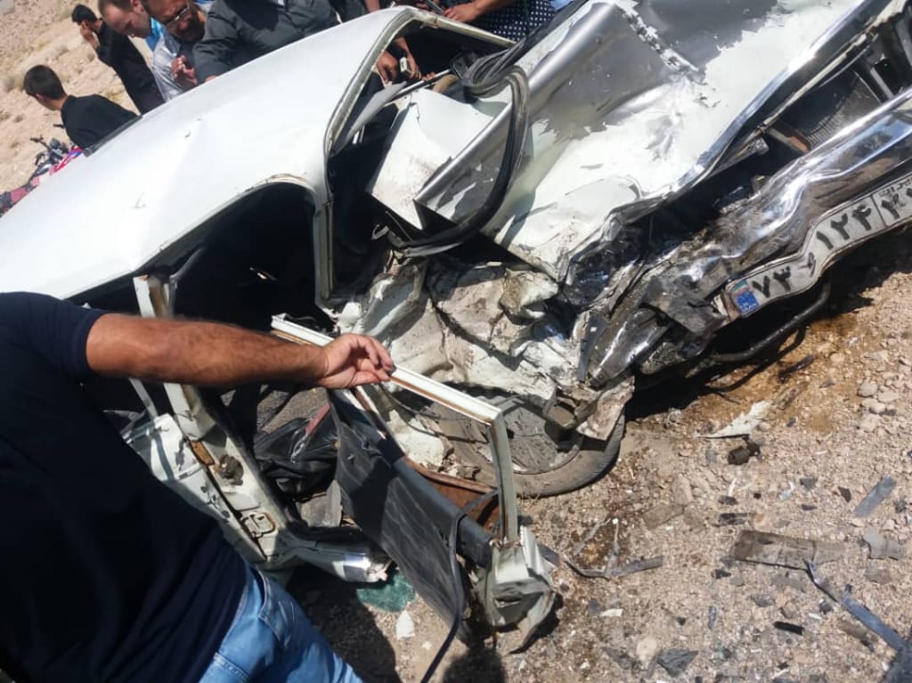 یک کشته و ۱۸ مصدوم در جاده های داراب و زرین دشت