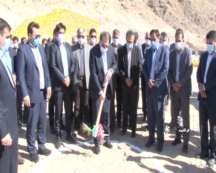 افتتاح طرحهای فراشبند با حضور استاندار و معاون وزیر جهادکشاورزی افتتاح طرحهای فراشبند با حضور استاندار و معاون وزیر جهادکشاورزی
