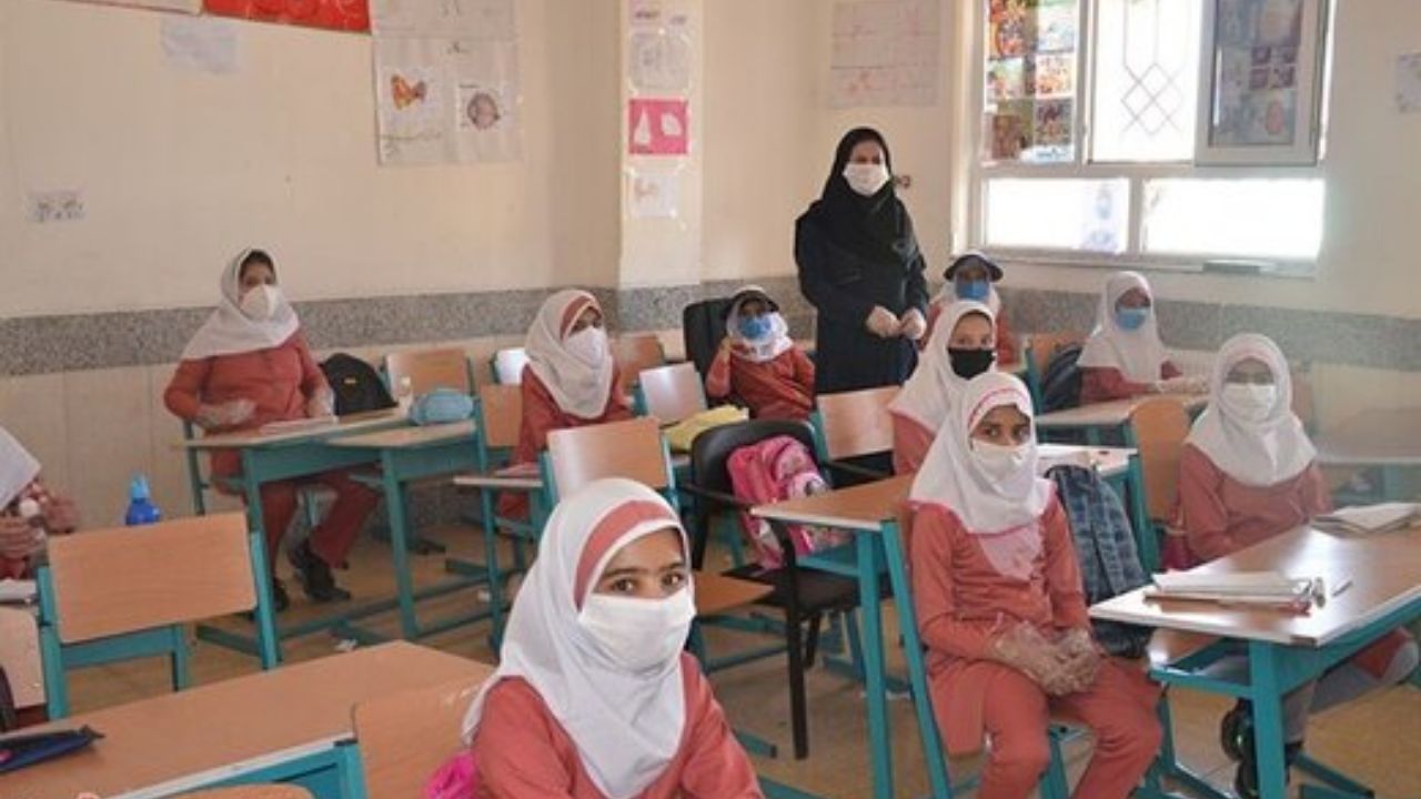 سازماندهی دبیران و فعالیت کلاس‌های درس در نخستین روز مهر | خبرگزاری صدا و  سیما