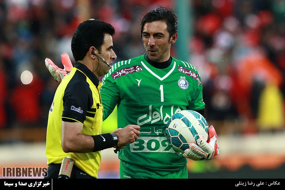 رحمتی: 3، 4 و 5 صرفا اعدادی هستند برای کری‌های استادیومی