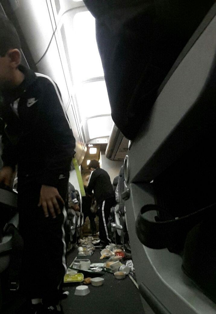 پرواز ماهان پس از رفع نقص فنی در شیراز عازم دبی شد پرواز ماهان پس از رفع نقص فنی در شیراز عازم دبی شد