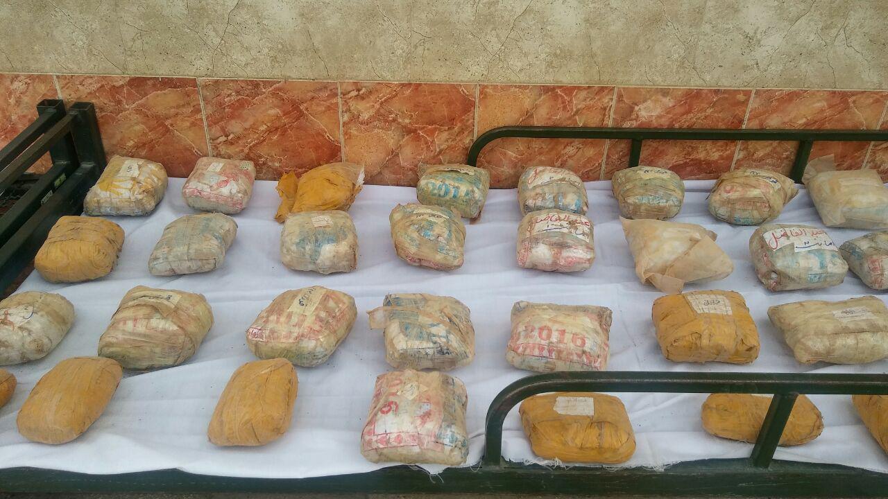 کشف 55کیلوگرم مواد مخدر شیشه و کریستال در تایباد