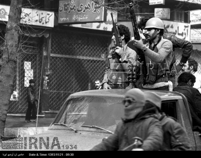 از فروپاشی حکومت پهلوی تا پیروزی ملت در 22 بهمن 57 | خبرگزاری صدا و سیما