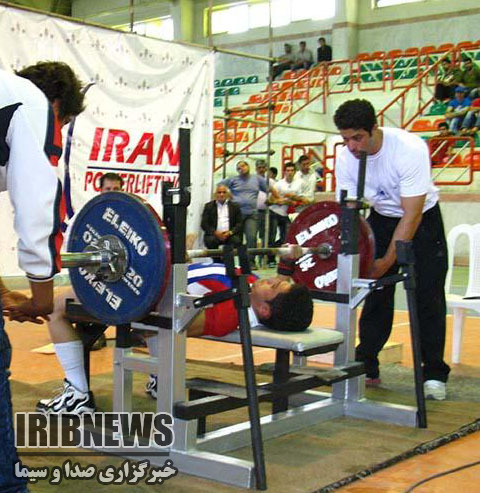 درخشش بدنسازان مهابادی درمسابقات پرس سینه قهرمانی کشور
