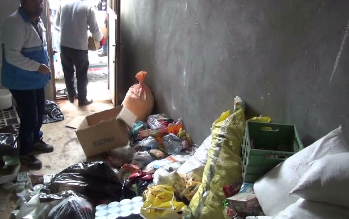 کشف مواد غذایی فاسد در قروه