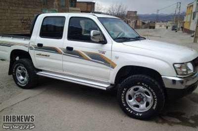 توقیف تویوتا هایلوکس با 51 میلیون ریال خلافی