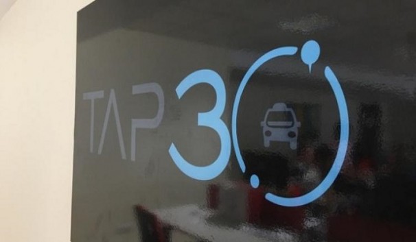 نخستین نمونه ایرانی اپلیکیشن تاکسی رونمایی شد