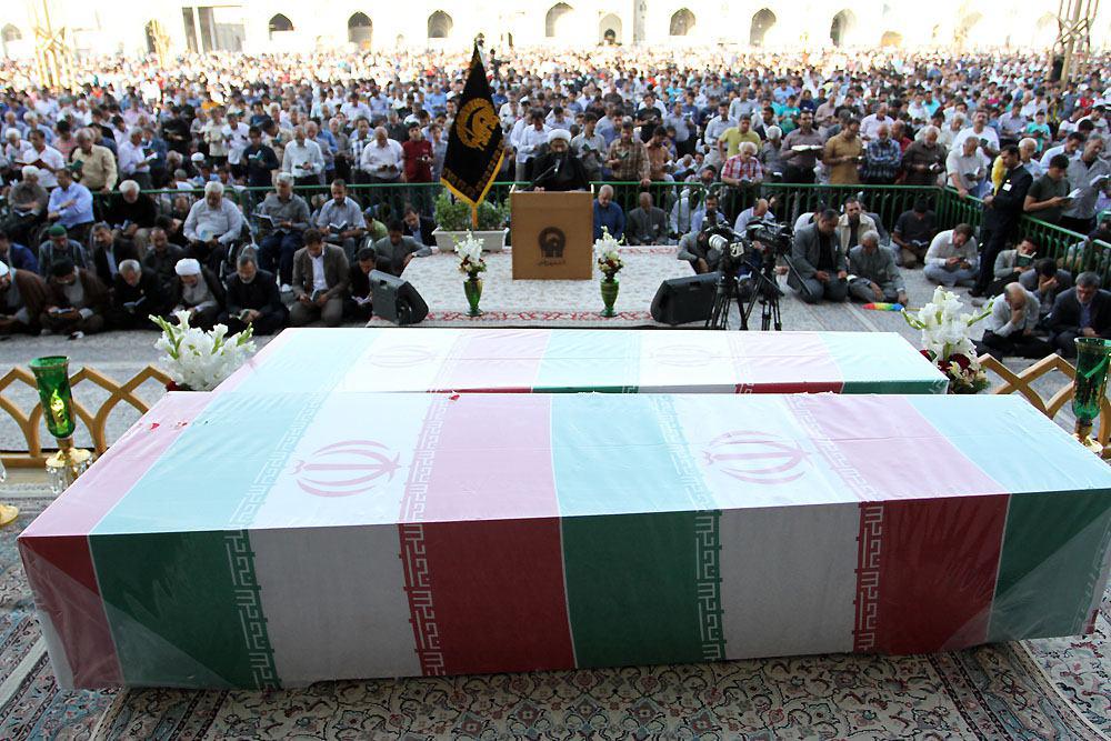 مراسم قرائت دعای عرفه در حرم مطهر رضوی برگزار شد مراسم قرائت دعای عرفه در حرم مطهر رضوی برگزار شد