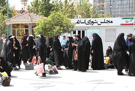 تجمع مجدد مربیان پیشدبستانی و آموزشیاران نهضت سوادآموزی مقابل مجلس تجمع مجدد مربیان پیشدبستانی و آموزشیاران نهضت سوادآموزی مقابل مجلس