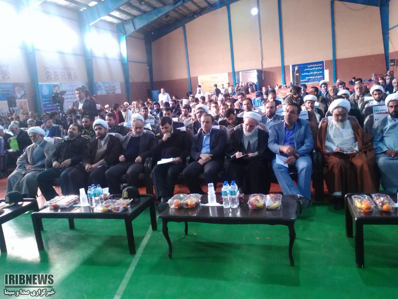 آئین برادری شیعه و سنی در قلعه گنج جنوب کرمان آئین برادری شیعه و سنی در قلعه گنج جنوب کرمان