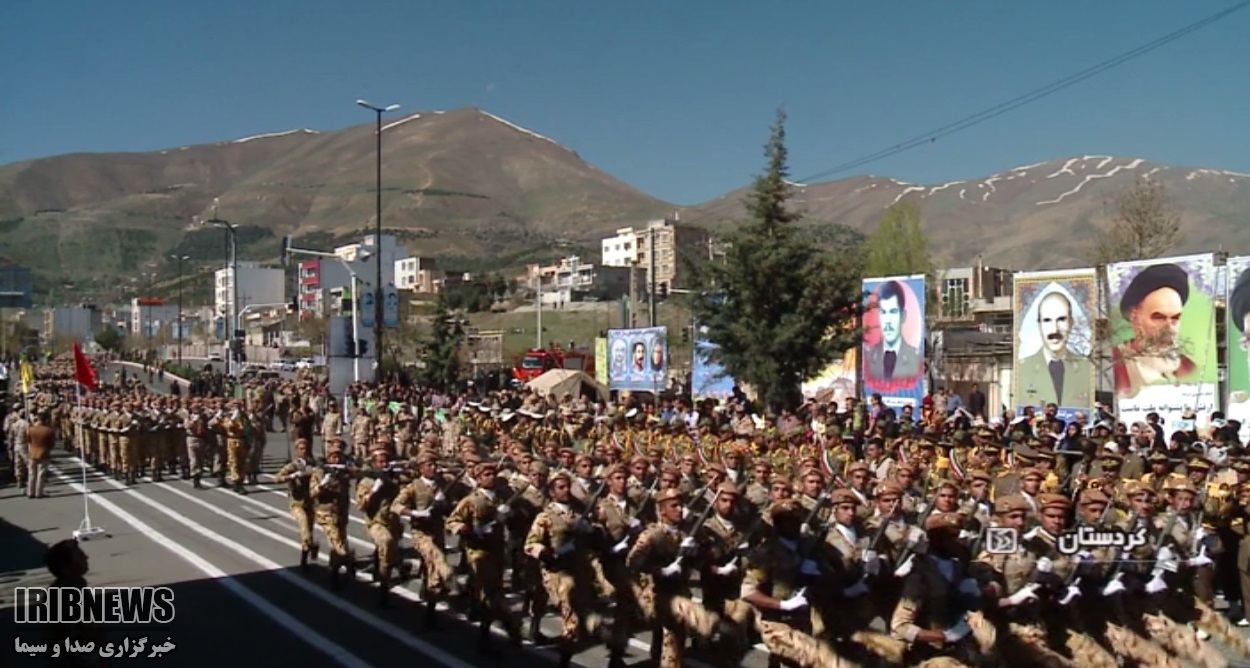 سان و رژه نیروهای مسلح در سنندج، سقز و مریوان