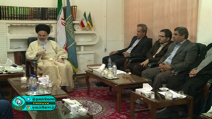 دیدار دست اندرکاران همایش بحران دریاچه نمک و پدیده گردو غبار با امام جمعه قم