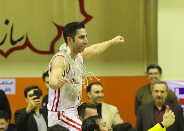 آرن داودی: قهرمانی، شیرینترین اتفاق دوران بسکتبالم بود آرن داودی: قهرمانی، شیرینترین اتفاق دوران بسکتبالم بود