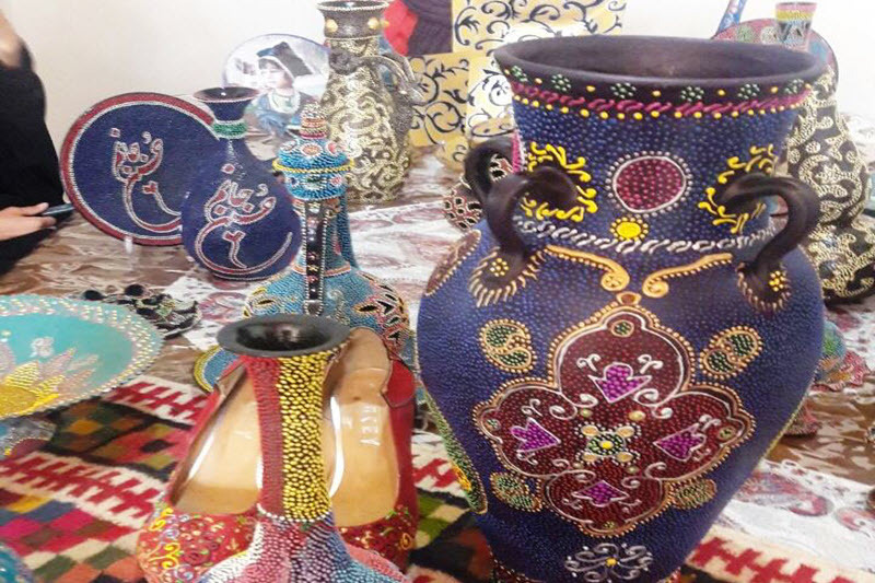 نمایشگاه صنایع دستی حلقات صالحین بسیج خواهران دهدشت