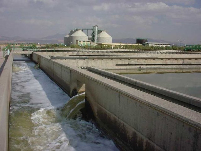 بهره‌برداری فاز اول تصفیه‌خانه فاضلاب شرق اهواز تا پایان اردیبهشت جاری