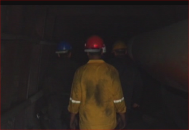 نیروهای جستجو در دو متری پیکر چهل و سومین جانباخته حادثه معدن