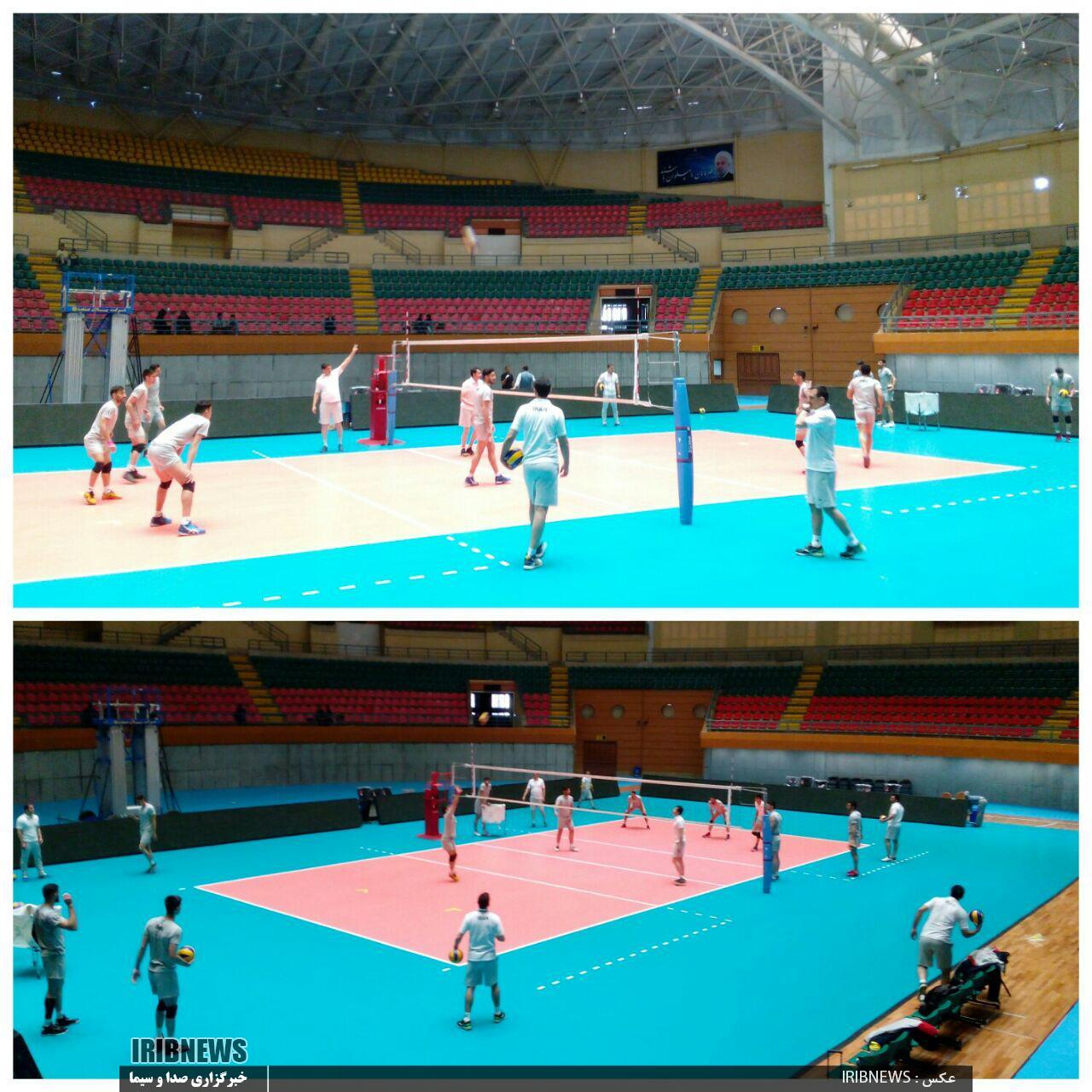 نخستین تمرین تیم ملی والیبال امید کشورمان در ورزشگاه رضازاده اردبیل