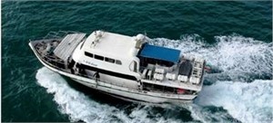 به آب انداخته شدن یک فروند قایق گشت دریایی ساخت داخل در بندر امام به آب انداخته شدن یک فروند قایق گشت دریایی ساخت داخل در بندر امام