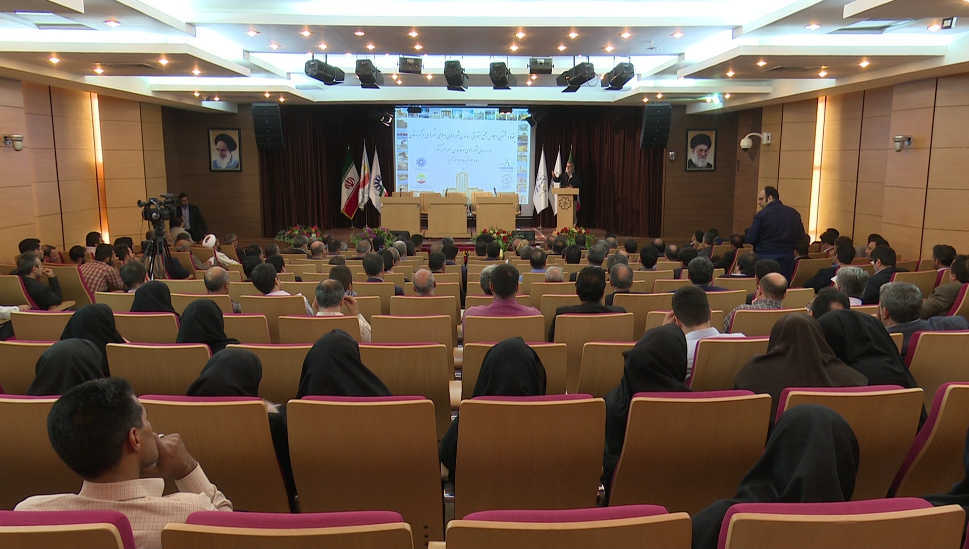 اجلاس مجمع مشورتی رؤسای شوراهای اسلامی استان‌ها در تبریز