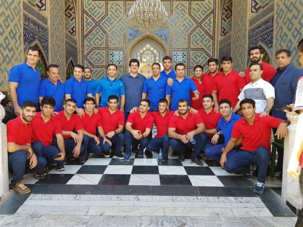 کشتی گیران راهی مشهد مقدس شدند