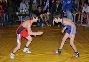 2 مدال کشتی گیران خردسال از مسابقات کشوری