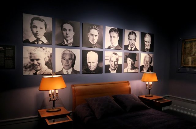 گشتی در خانه «چارلی چاپلین» گشتی در خانه «چارلی چاپلین»