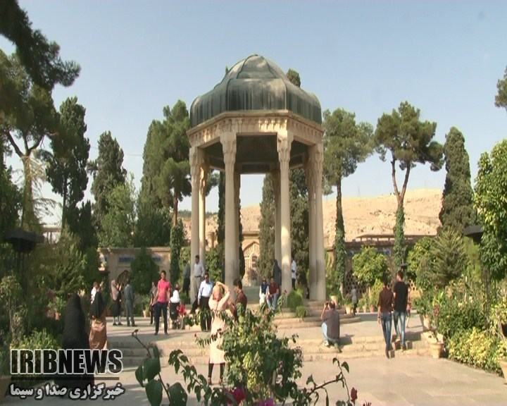 حافظ، شاعری بی رقیب در عرصه موسیقی ایرانی حافظ، شاعری بی رقیب در عرصه موسیقی ایرانی