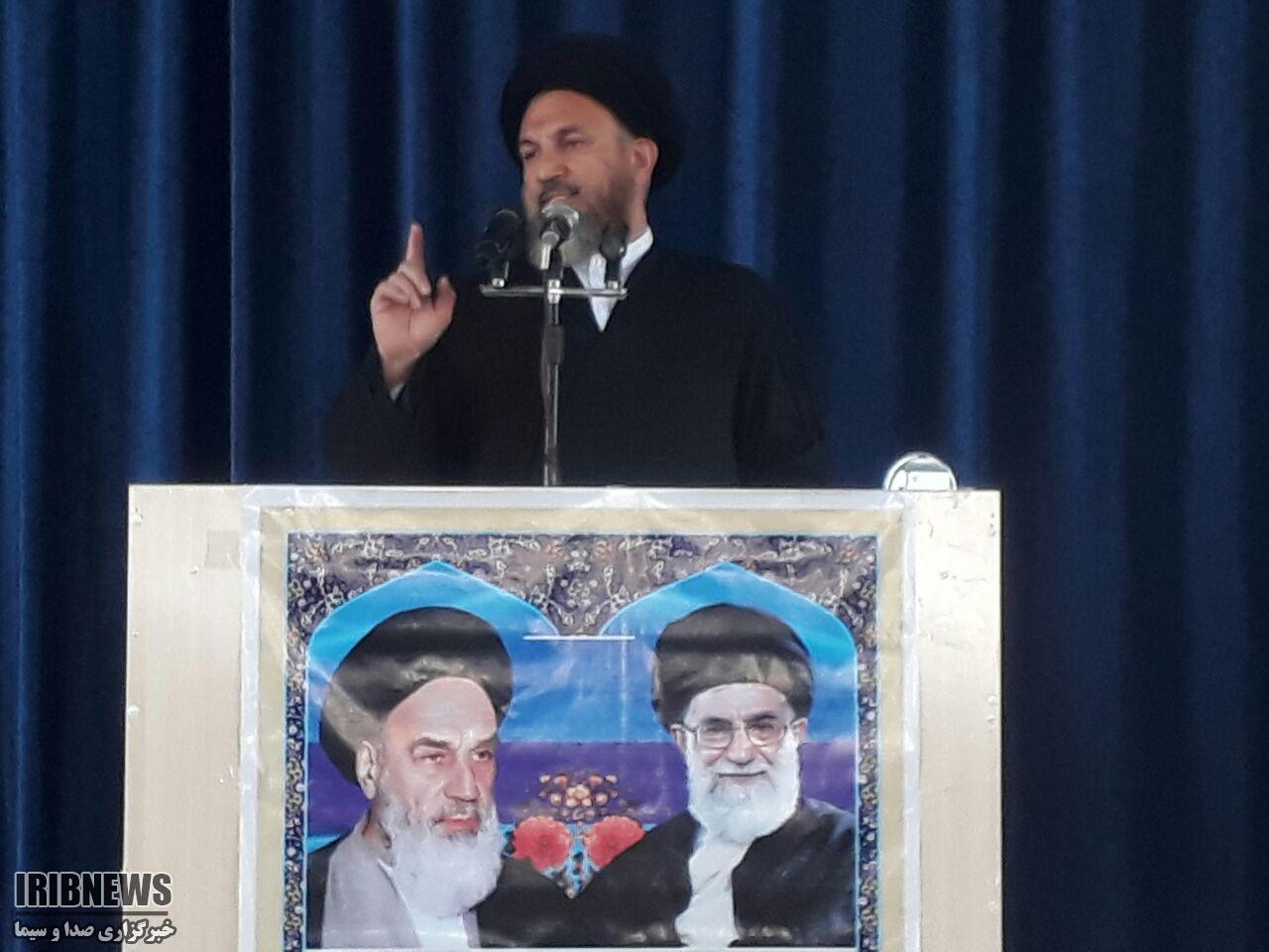 تهدیدهای داخلی خطرناکتر از دشمنان خارجی