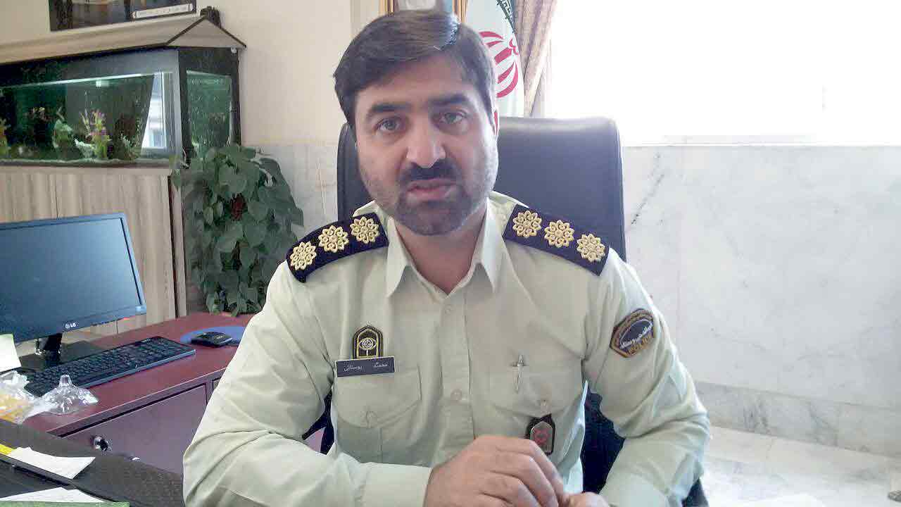 کشف 532 قلم کالای قاچاق از یک منزل مسکونی در مشهد کشف 532 قلم کالای قاچاق از یک منزل مسکونی در مشهد