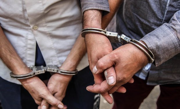 دستگیری دو سارق با ۱۵ فقره سرقت مغازه و منزل در همدان دستگیری دو سارق با ۱۵ فقره سرقت مغازه و منزل در همدان