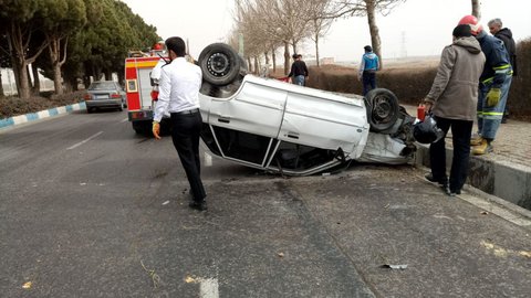 صبحها مراقب لغزندگی خیابانها باشید تصادف در راه است