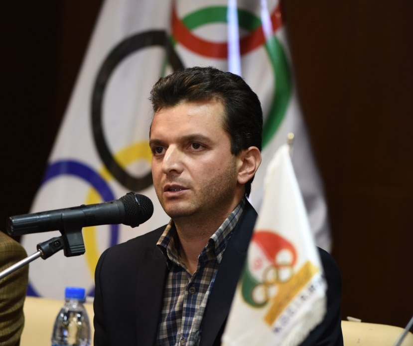 دبیر فدراسیون گلف حکم گرفت دبیر فدراسیون گلف حکم گرفت