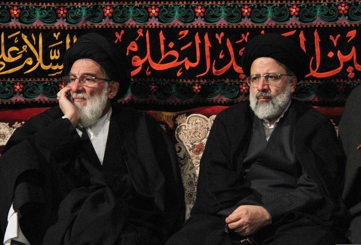 خاکسپاری پیکر آیتالله هاشمیشاهرودی در حرم بانوی کرامت خاکسپاری پیکر آیتالله هاشمیشاهرودی در حرم بانوی کرامت